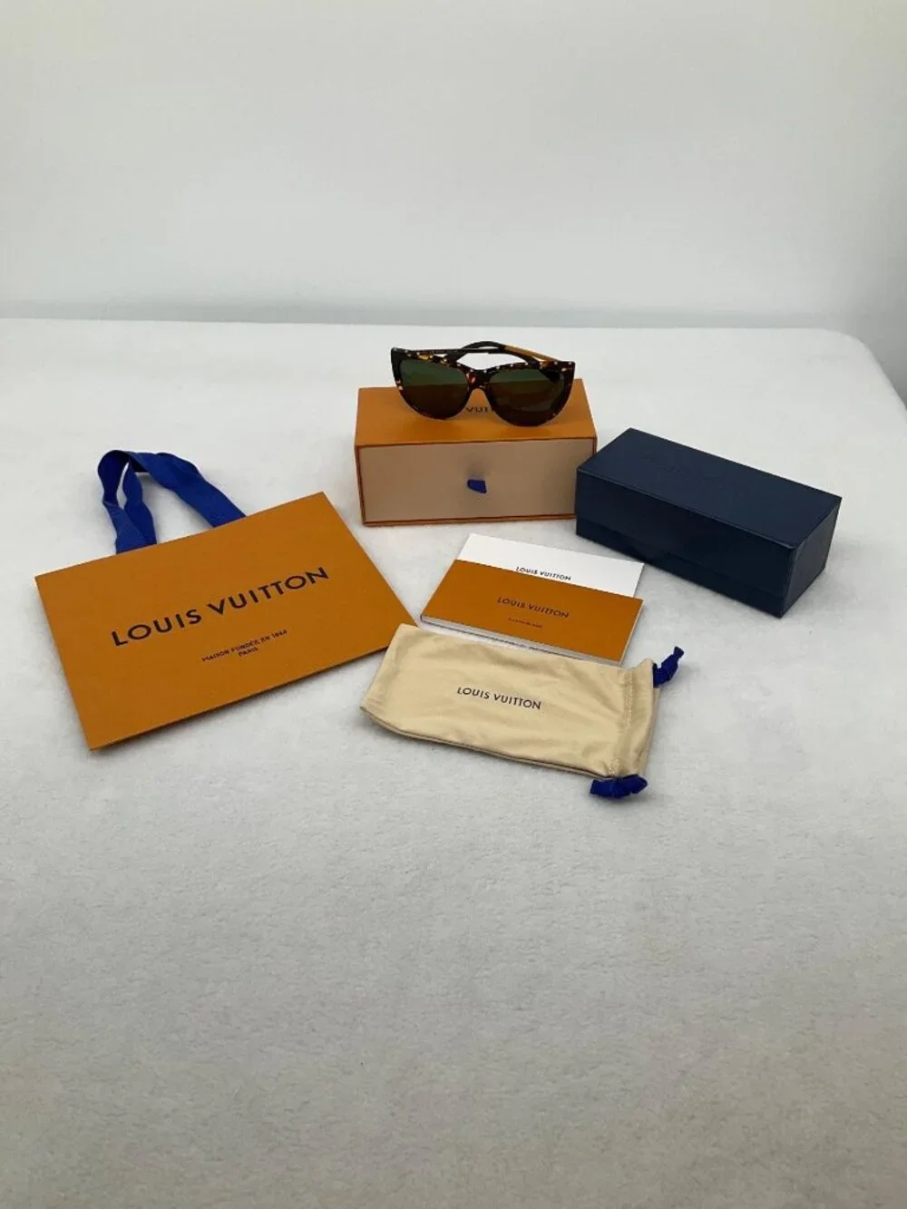 Louis Vuitton La Boum Cat-Eye Sunglasses Z1038E Noir Black studded frame